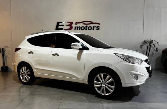 HYUNDAI IX35 2.0 MPFI GLS 4X2 16V GASOLINA 4P AUTOMÁTICO HYUNDAI IX35 2.0 MPFI GLS 4X2 16V GASOLINA 4P AUTOMÁTICO
